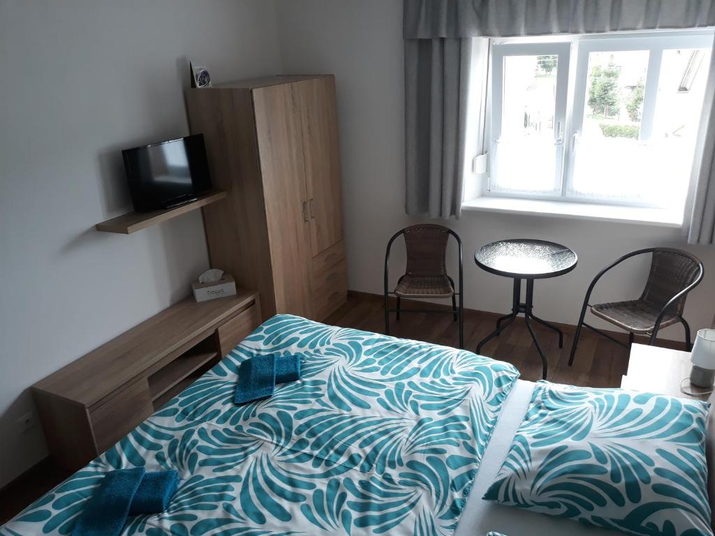 Ubytování Schindler room 2
